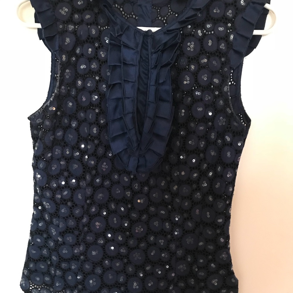 Beautiful navy sequin top - Picture 3 of 4